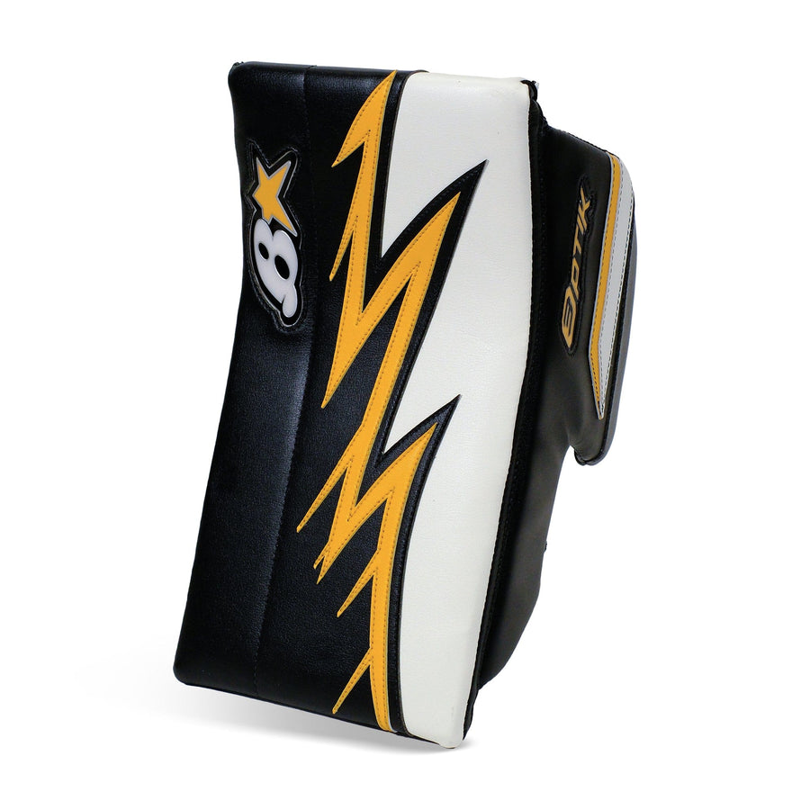 https://www.thehockeyshop.com/cdn/shop/files/brian-s-blockers-brian-s-g-netik-v-senior-goalie-blocker-slash-graphic-black-sport-gold-regular-30642583830594_900x.jpg?v=1691529899