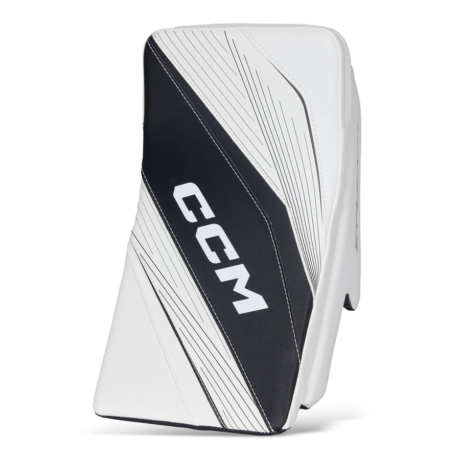 https://www.thehockeyshop.com/cdn/shop/files/ccm-blockers-ccm-extreme-flex-e6-5-junior-goalie-blocker-white-white-black-black-regular-30953658679362_900x.jpg?v=1701397751