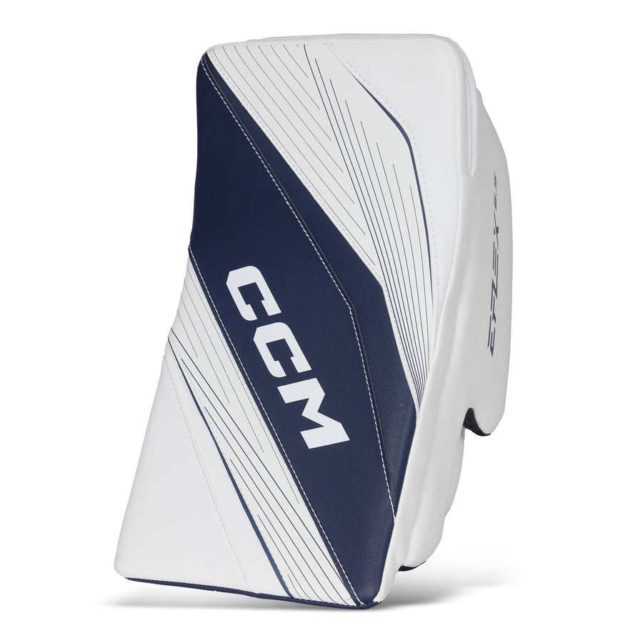 https://www.thehockeyshop.com/cdn/shop/files/ccm-blockers-ccm-extreme-flex-e6-5-senior-goalie-blocker-white-white-navy-navy-regular-30953656778818_900x.jpg?v=1701389634