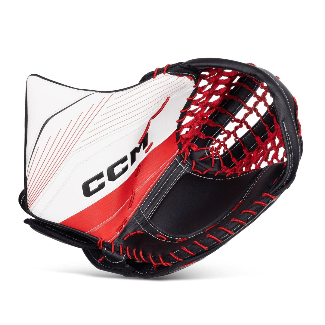 https://www.thehockeyshop.com/cdn/shop/files/ccm-catchers-ccm-extreme-flex-6-senior-goalie-catcher-580-degree-31344516431938_1080x.jpg?v=1711484251