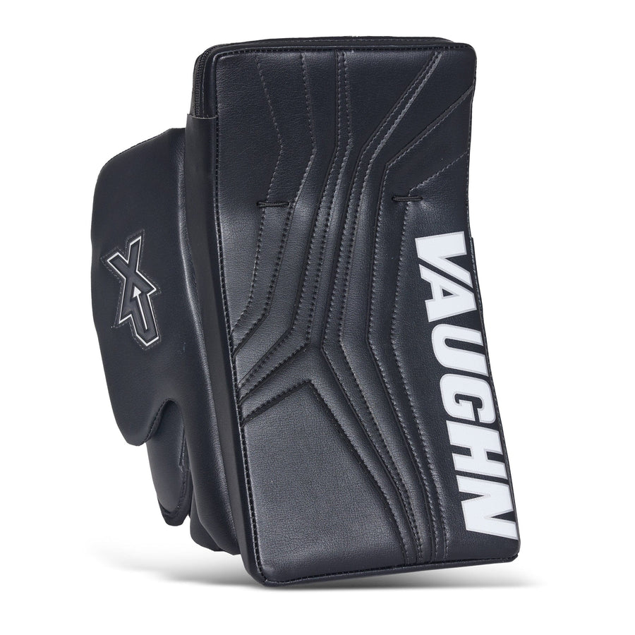 https://www.thehockeyshop.com/cdn/shop/files/vaughn-blockers-vaughn-velocity-v10-xp-pro-carbon-senior-goalie-blocker-black-full-right-30953692069954_900x.jpg?v=1701392884