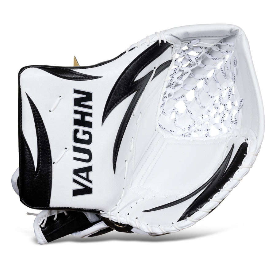 https://www.thehockeyshop.com/cdn/shop/files/vaughn-catchers-vaughn-velocity-v10-xp-pro-carbon-senior-goalie-catcher-7500-graphic-white-black-regular-31723960107074_900x.jpg?v=1717017274